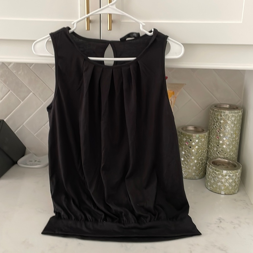 Sheila Rose / Nadine West black detailed neckline sleeveless tank NWT